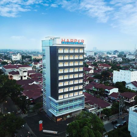 Harper Wahid Hasyim Medan By Aston Hotel Buitenkant foto